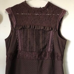 💜 3/$15 Tristan | Lace-detailed sleeveless top - size medium (small medium)